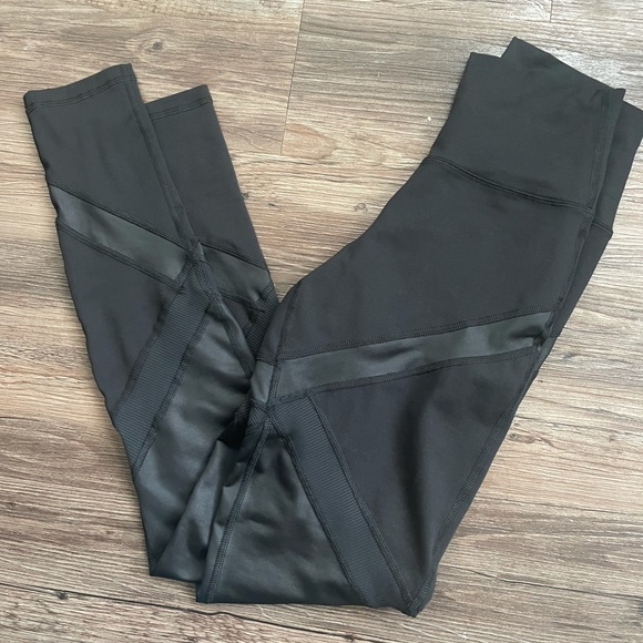aerie Pants - ❤️‍🔥NWOT Aerie Offline Black Leggings Small